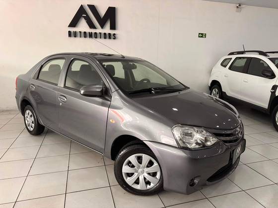 TOYOTA ETIOS 1.5 X SEDAN 16V FLEX 4P MANUAL TOYOTA ETIOS 1.5 X SEDAN 16V FLEX 4P MANUAL